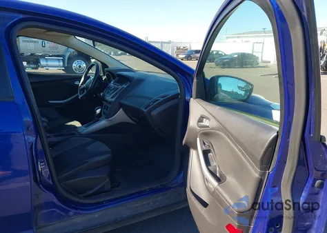 2012 Ford Focus Se из США, поврежденный, VIN 1FAHP3F21CL274311